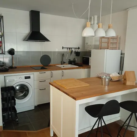 Con Terraza كوميلاس